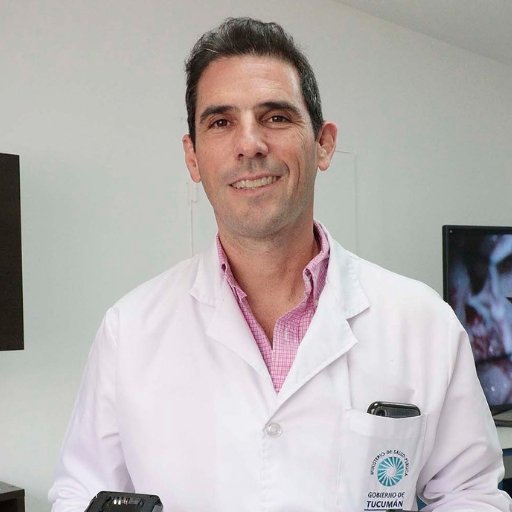 Dr. Álvaro Campero